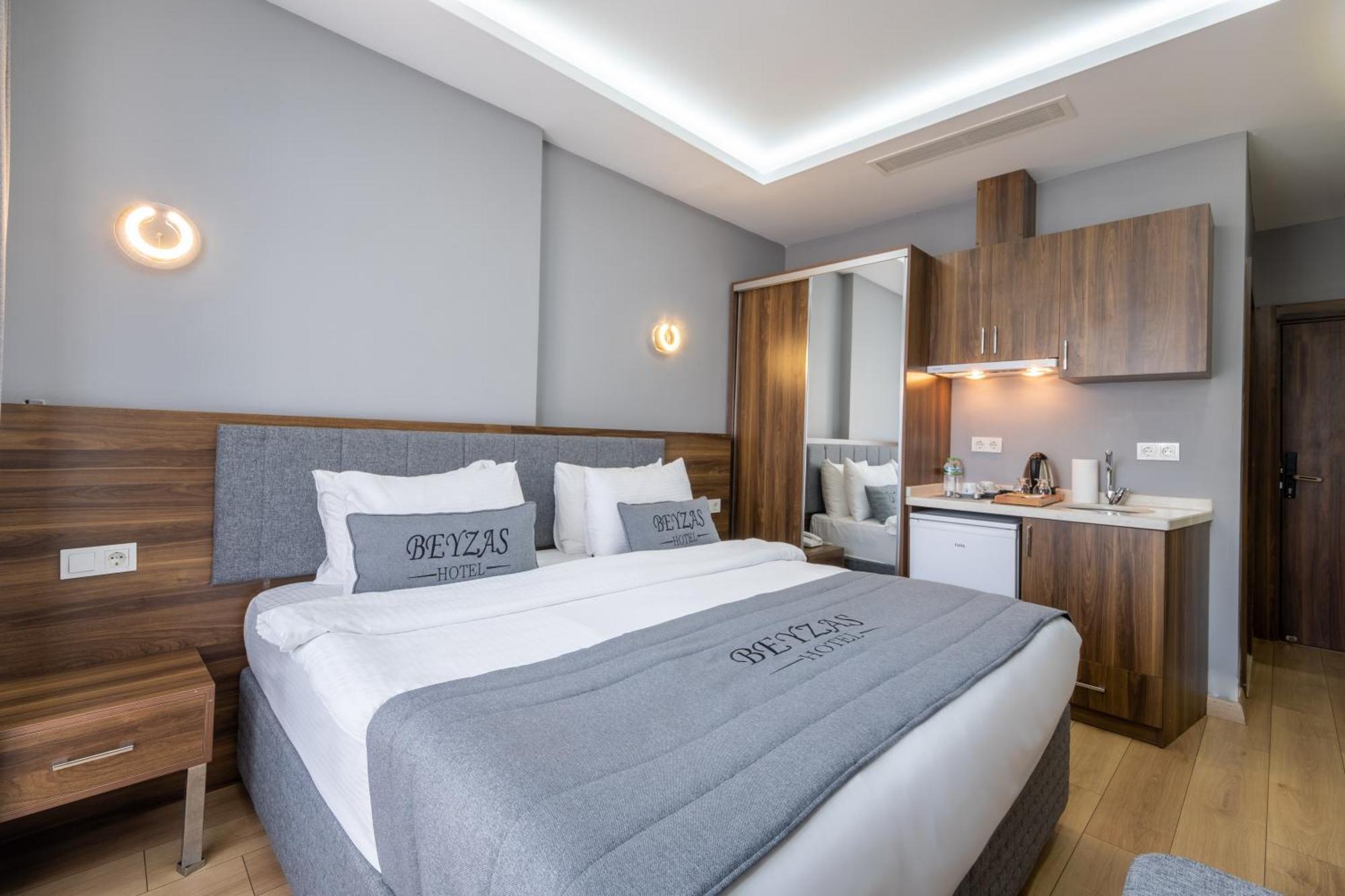 The Beyza & Suites Истанбул Екстериор снимка